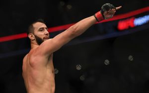 Доминик Рейес легко разделался с Крисом Вайдманом уже в первом раунде на UFC on ESPN 6
