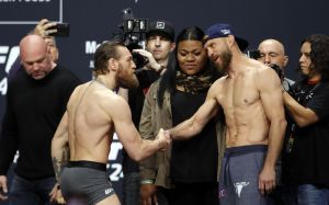 Церемония взвешивания перед UFC 246: Конор Макгрегор - Дональд Серроне