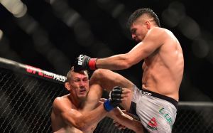 Висенте Люке о реванше с Нико Прайсом на UFC 249: "Пусть я уже и побеждал его, но не собираюсь недооценивать"
