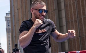 Василий Ломаченко рассказал, почему ему пришлось изменить систему тренировок во время подготовки к бою с Джемейном Ортисом