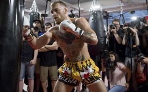 Маурисио Сулейман: "Чтобы подраться за титул WBC, МакГрегору нужно побить рейтингового боксера"