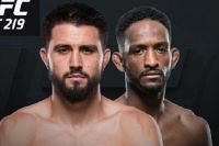 Видео боя Карлос Кондит - Нил Магни UFC 219