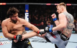 Видео боя Александр Волков – Тай Туиваса UFC 293