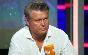 Известный актер Дэнни Трехо помогает организовать бой Тактарова с мексиканским бандитом