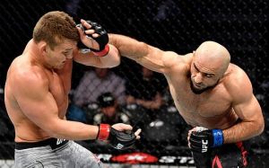 Омари Ахмедов победил Йена Хейниша на UFC 245