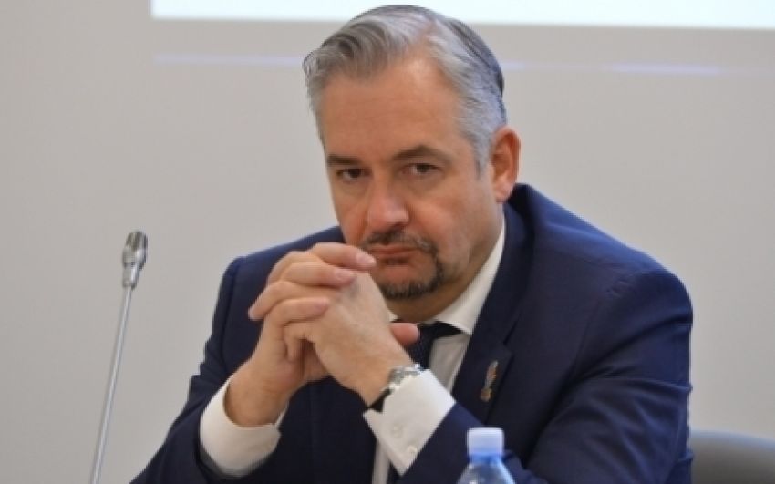 Карим Бузиди: «Кто решил, что у женщин не должно быть права на занятие боксом? Посмотрите на ринг в Астане!» 