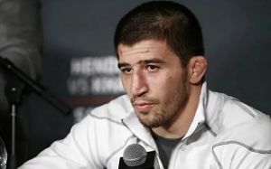 Хабилов получил визу США и подерется в марте