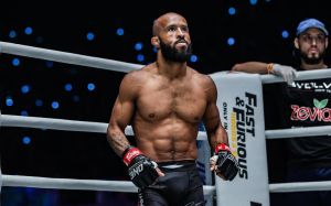 Деметриус Джонсон начал подготовку к финалу Гран-при ONE Championship в легчайшем весе