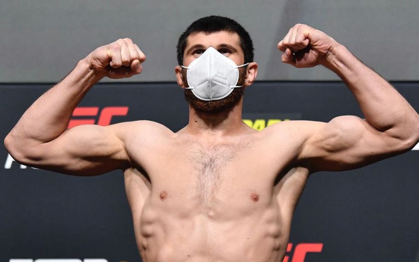 Результаты взвешивания турнира UFC on ESPN+ 33: Энтони Смит - Александр Ракич