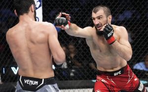 Абубакар Нурмагомедов победил Омаргаджиева на UFC 280