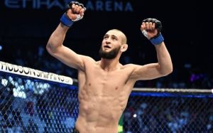 Хамзат Чимаев финишировал в спарринге бойца Bellator: видео