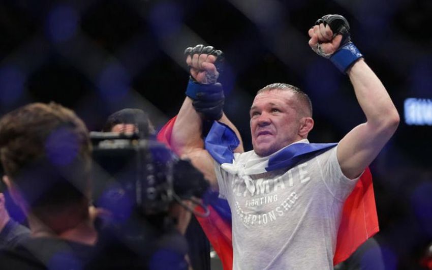 Петр Ян хочет драться за временный титул на турнире UFC в Москве