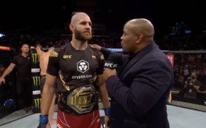 Слова Иржи Прохаски после победы над Гловером Тейшейрой на UFC 275