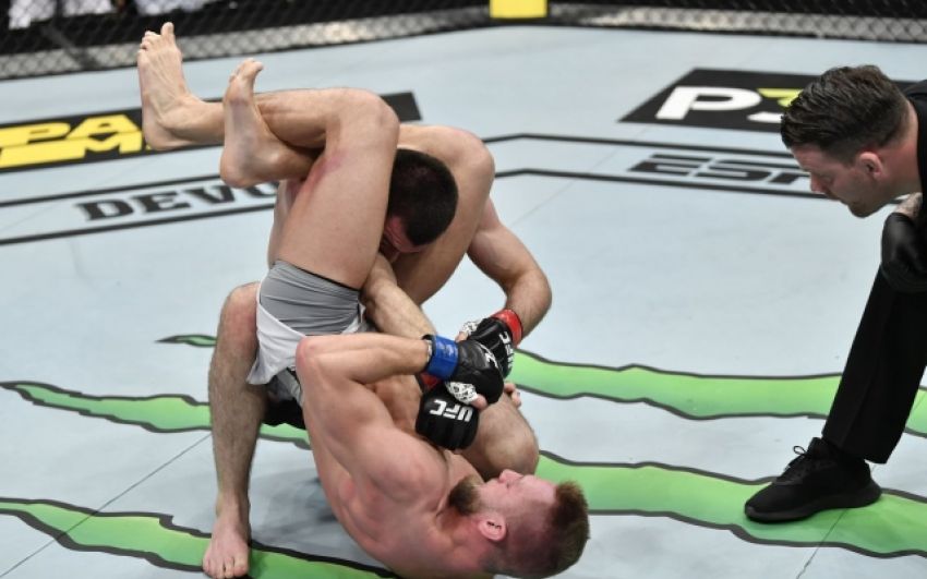 Абубакар Нурмагомедов прокомментировал поражение на UFC в Москве