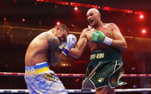 Президент Top Rank назвал лидера рейтинга P4P: "Усик даже рядом не стоит"