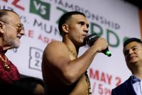 Дэвид Бенавидес бросил вызов Канело и Биволу после победы над Рамиресом