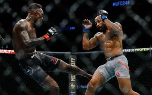 Джон Джонс прокомментировал поединок Адесаньи и Ромеро на UFC 248