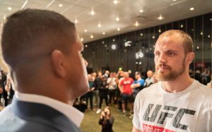 Видео боя Гуннар Нельсон - Гилберт Бернс UFC Fight Night 160