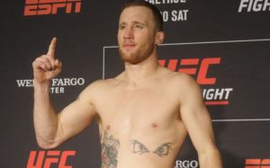Взвешивание участников турнира UFC on ESPN 2: Эдсон Барбоза - Джастин Гэтжи