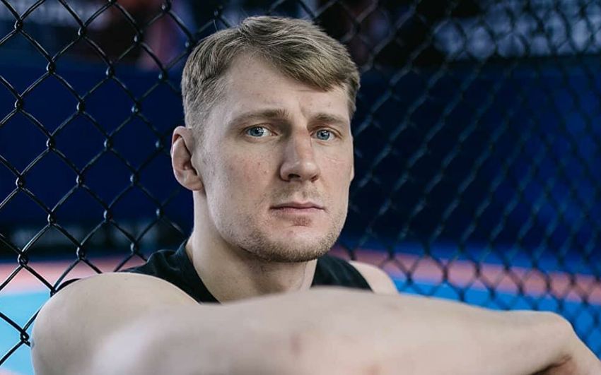 Александр Волков рассказал, с какими трудностями столкнулся во время перелета в Лондон