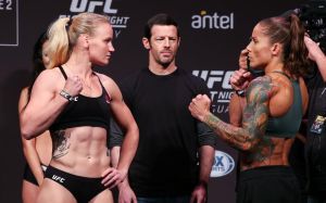 Видео боя Валентина Шевченко - Лиз Кармуш UFC Fight Night 156