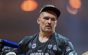 Дана Уайт отреагировал на отказ Усика от титула IBF