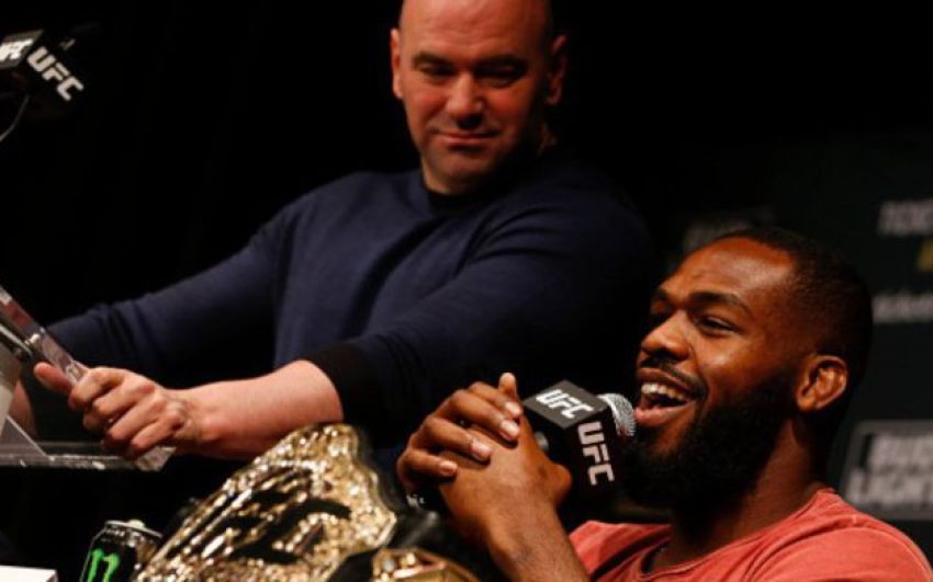 Дана Уайт: "Мы хотели, чтобы Джонс выступил на турнире UFC 230"