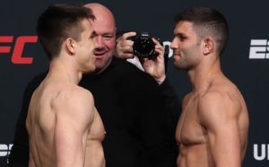 Видео боя Александр Эрнандес - Тиаго Мойсес UFC Fight Night 186