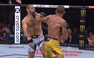 Видео боя Алекс Перейра - Шон Стриклэнд UFC 276