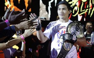 Чемпион One Championship Эдуард Фолаянг хотел бы встретиться с Эдди Альваресом