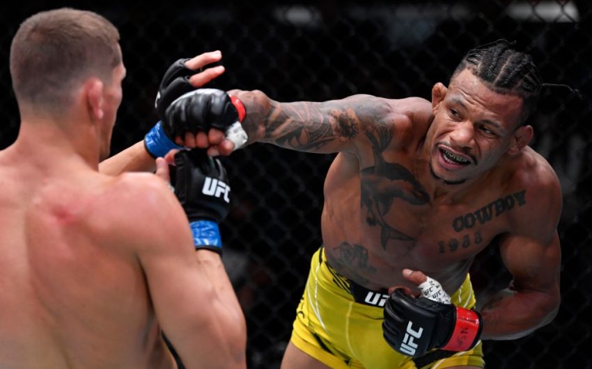 Видео боя Алекс Оливейра — Нико Прайс UFC Fight Night 193