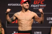 Даррен Элкинс и Алекс Волкановски встретятся на турнире UFC в Бойсе