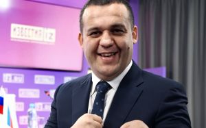 Умар Кремлев - о бойцах ММА: "Туда идут те, кто не смог состояться в борьбе или боксе"