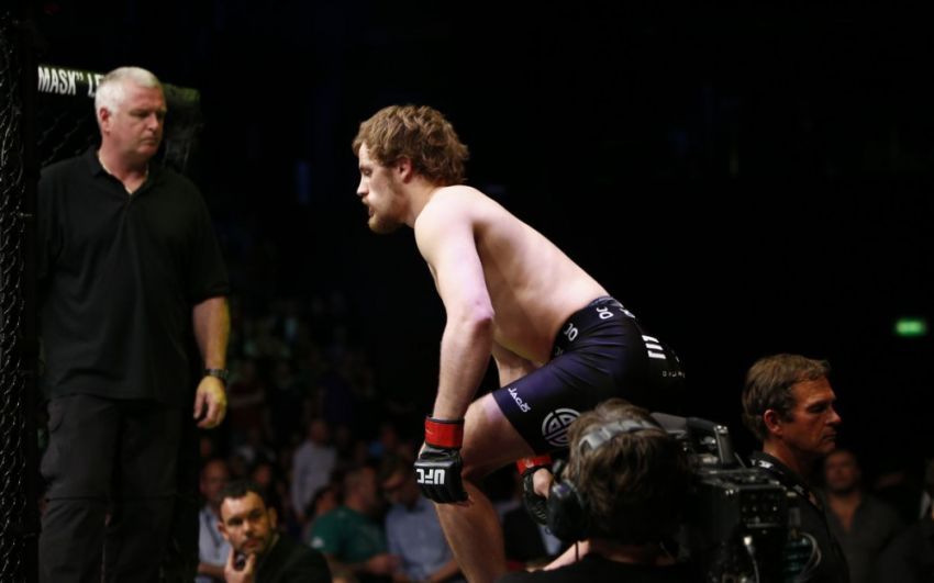 Гуннар Нельсон против Сантьяго Понсиниббио в хедлайне UFC Fight Night 113