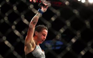 Джессика Роуз-Кларк осудила подписание Грега Харди в промоушен UFC