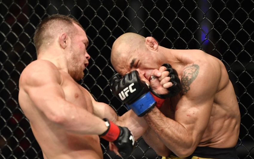 Даниэль Кормье поделился мнением насчет боя Петра Яна и Жозе Альдо на UFC 251