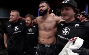 Видео боя Андрей Орловский - Джейк Колье UFC on ESPN 35