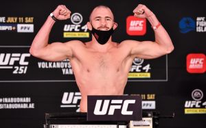 Роман Богатов уволен из UFC после одного выступления