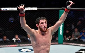 Тагир Уланбеков прокомментировал победу над Алланом Насименту на UFC 267