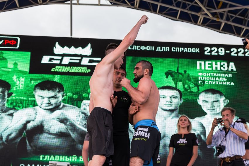 Видео боя Артем Манышев - Акбар Гаджиэкперов GFC 15