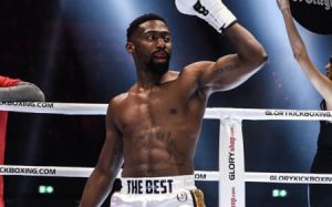 Результаты турнира Glory 60: Седрик Думбе - Джимми Вьено