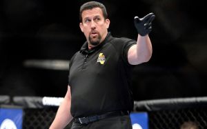 Джон Маккарти назвал самый конкурентный дивизион UFC