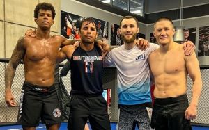 Боец UFC из Казахстана рассказал, сколько платил спарринг-партнерам в США