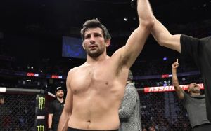 Бенеил Дариуш планирует финишировать Тони Фергюсона на UFC 262