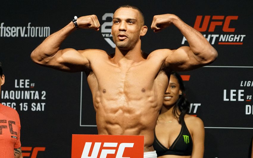 UFC on FOX 31: Эдсон Барбоза нокаутировал Дэна Хукера