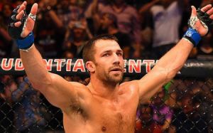 Рокхолд нокаутировал Вайдмана и стал чемпионом UFC в среднем весе