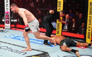 Результаты турнира UFC 328