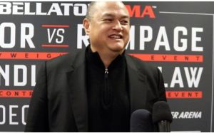 Bellator вводит временный чемпионский титул в тяжелом весе
