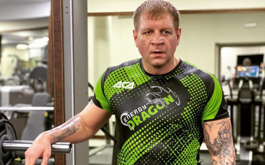 Александр Емельяненко рассказал о переговорах с Bellator