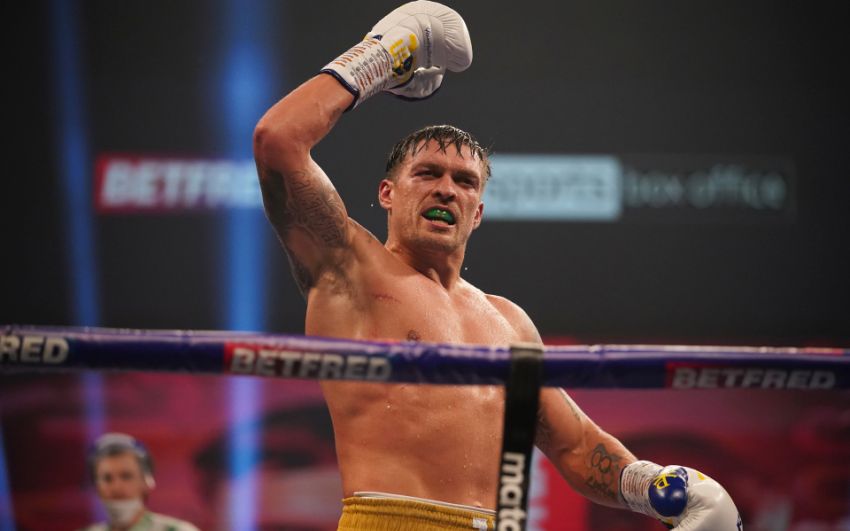 Фрэнк Уоррен хочет устроить бой Усик - Дюбуа за вакантный титул WBO